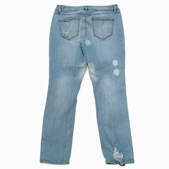 C est 1946 Denim Women’s 10 Contemporary Straight Jeans Light Wash Destroyed - Picture 5 of 5